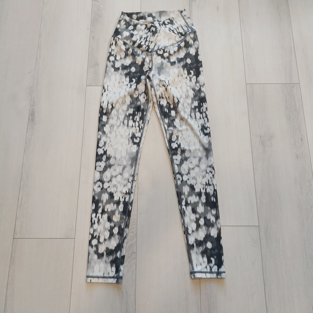 Aerie Offline Crossover 7/8 Black White Gray Leggings